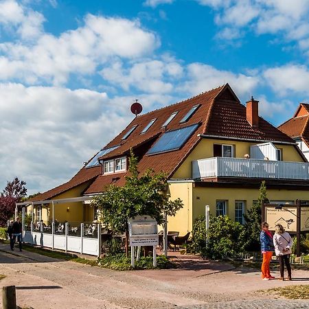 Hotel Haus Nordlicht Ahrenshoop Esterno foto