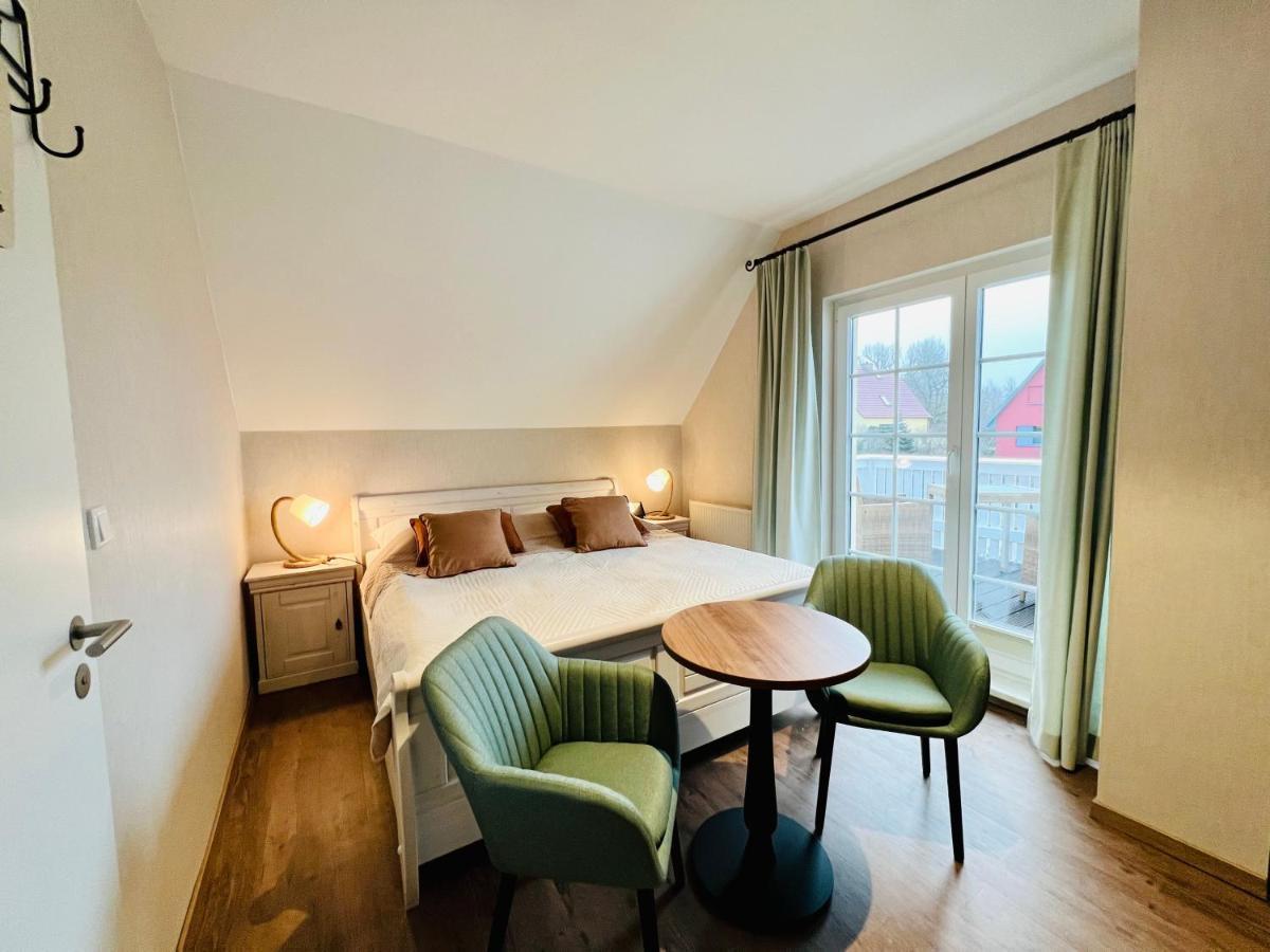 Hotel Haus Nordlicht Ahrenshoop Esterno foto