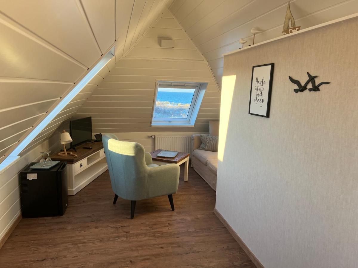 Hotel Haus Nordlicht Ahrenshoop Esterno foto